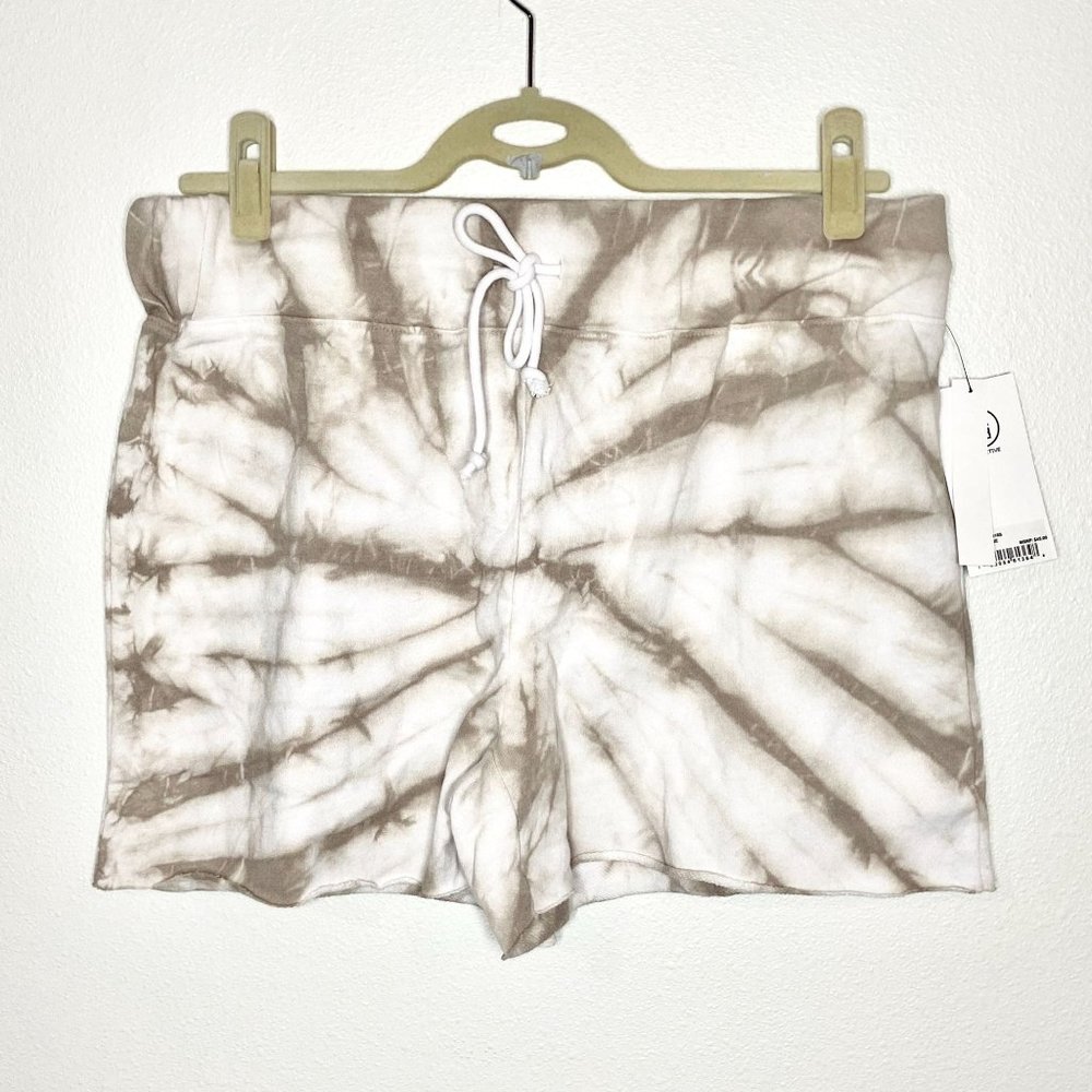 NEW Sage Collective Tan Tie Dye Shorts